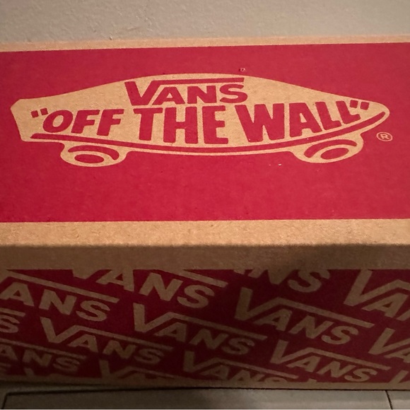 Van’s Shoes Toodle size 10 Brand new in the box - Picture 2 of 8